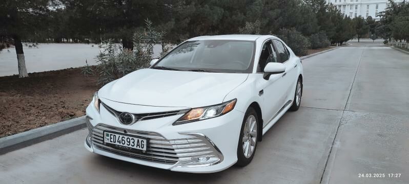 Toyota Camry 2021 - 330 000 TMT - Ашхабад - img 8