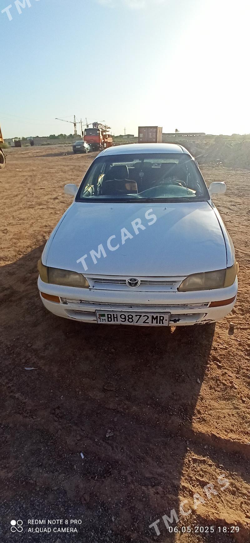 Toyota Corolla 1993 - 45 000 TMT - Байрамали - img 4