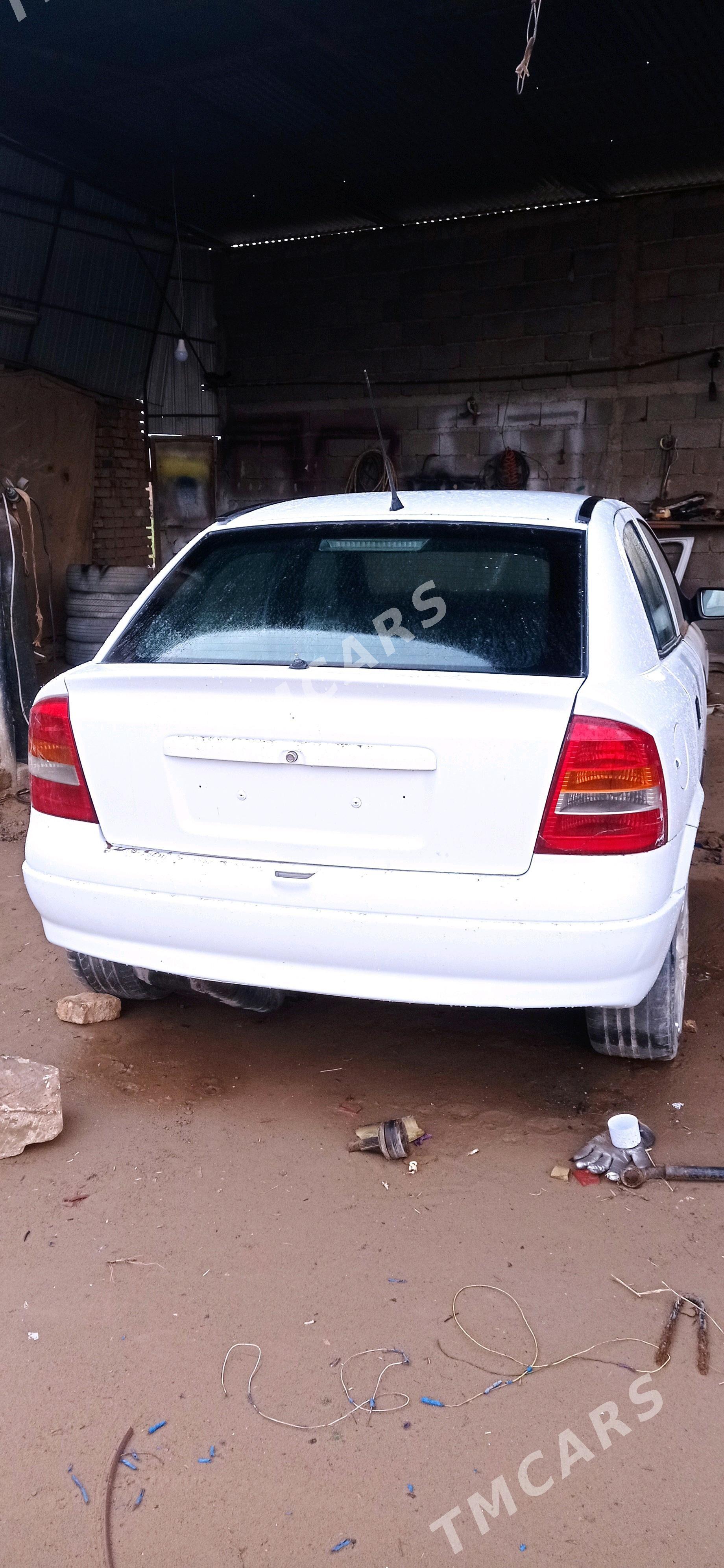 Opel Astra 2002 - 66 000 TMT - Babadaýhan - img 3