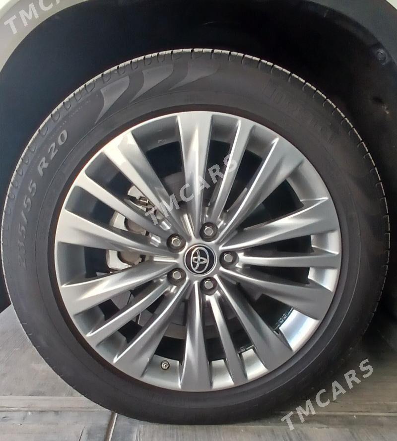 Toyota Highlander 2022 - 950 000 TMT - Gurtly - img 7