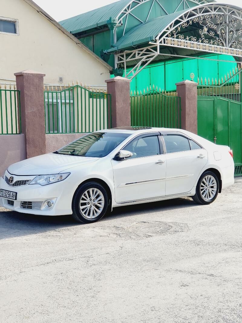 Toyota Camry 2012 - 240 000 TMT - Анев - img 8