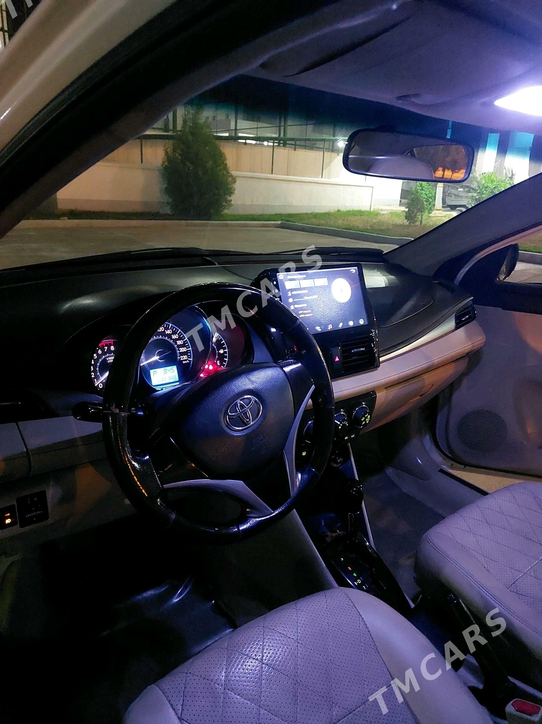 Toyota Yaris 2014 - 180 000 TMT - Ашхабад - img 4