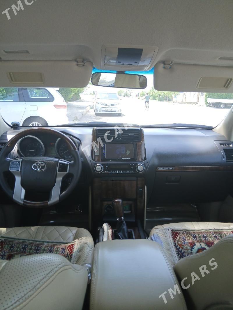 Toyota Land Cruiser Prado 2010 - 455 000 TMT - Aşgabat - img 4