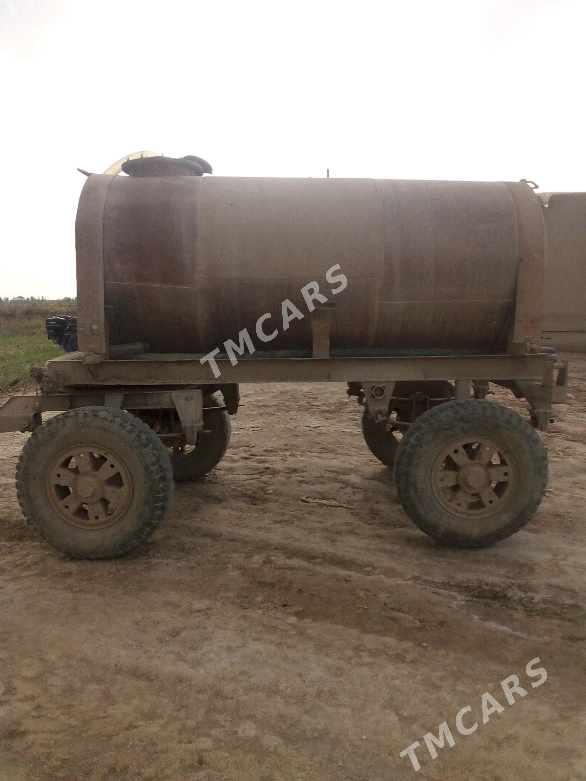 MTZ T-28 1996 - 30 000 TMT - етр. Туркменбаши - img 2