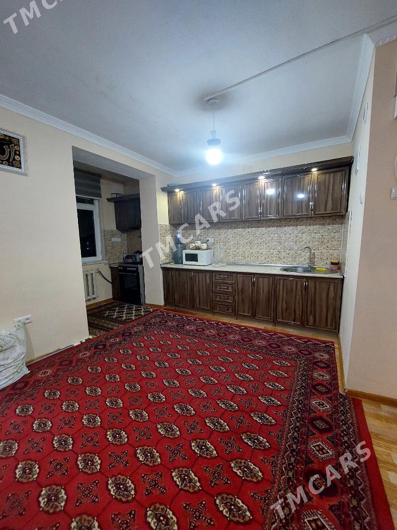 eýesinden 10 mkr 4 komnat - Aşgabat - img 2