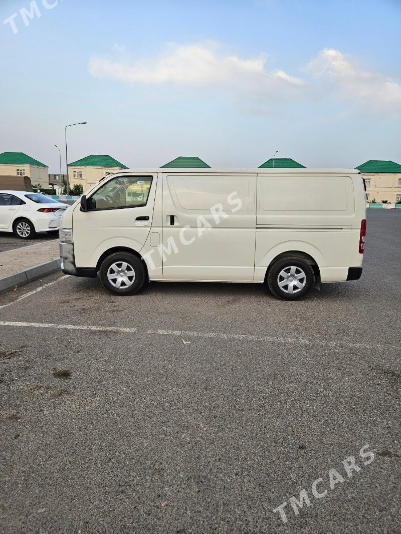 Toyota Hiace 2024 - 477 500 TMT - "Altyn Asyr" Gündogar bazary (Jygyllyk) - img 4