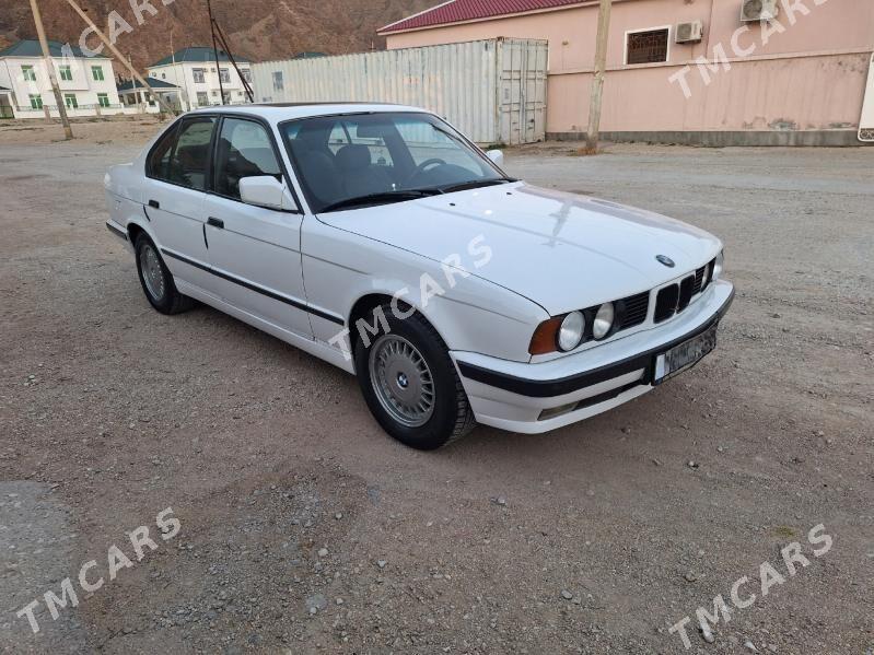 BMW 520 1992 - 45 000 TMT - Türkmenbaşy - img 5
