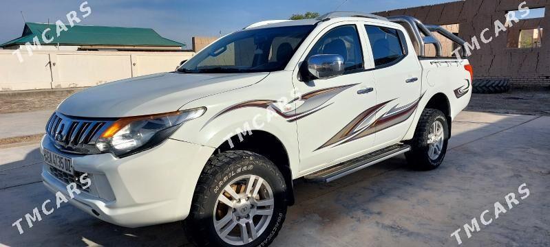 Mitsubishi L200 2015 - 260 000 TMT - Köneürgenç - img 4