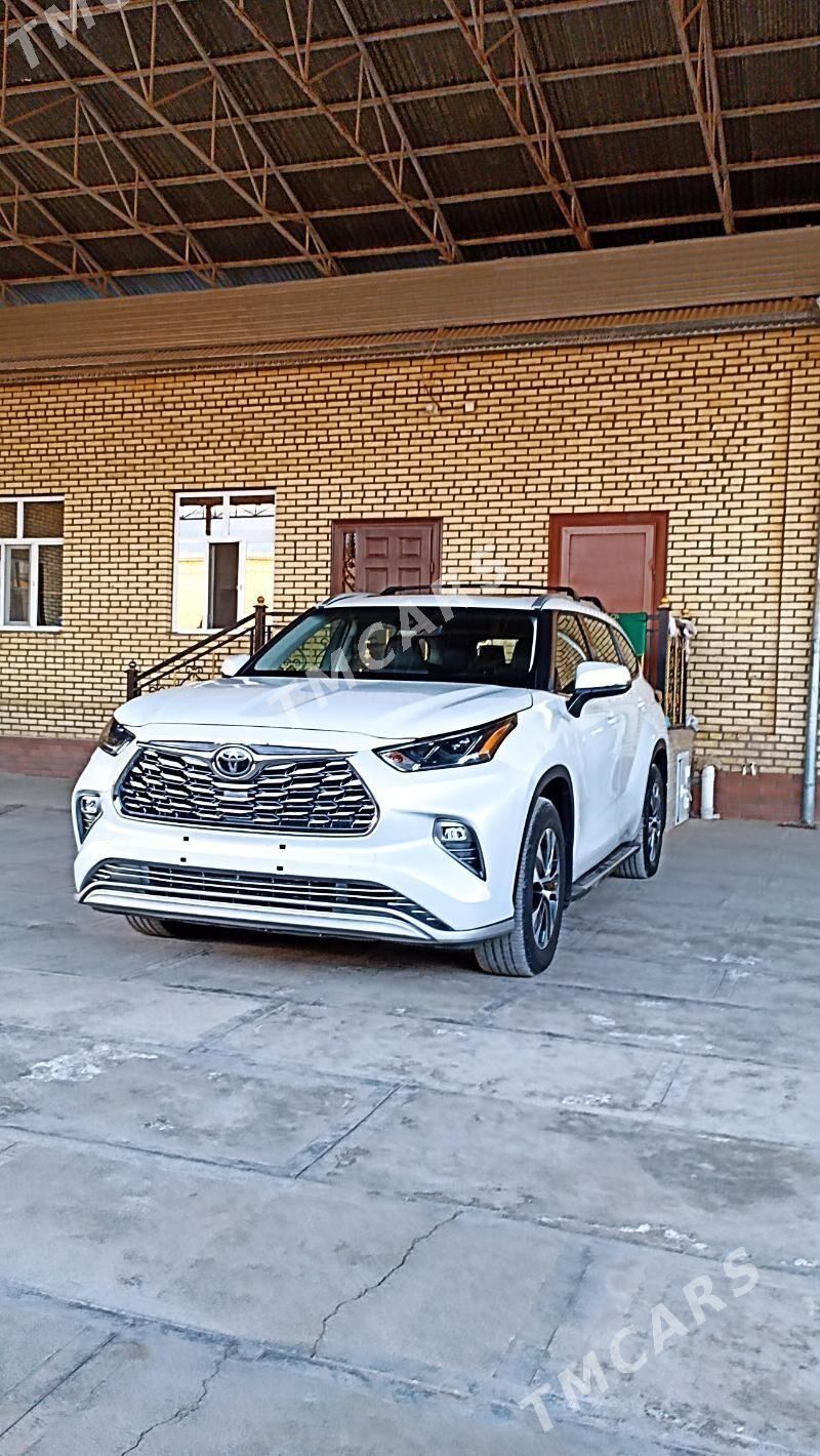 Toyota Highlander 2022 - 600 000 TMT - Мары - img 9