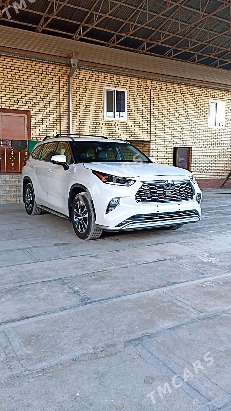 Toyota Highlander 2022 - 600 000 TMT - Мары - img 6