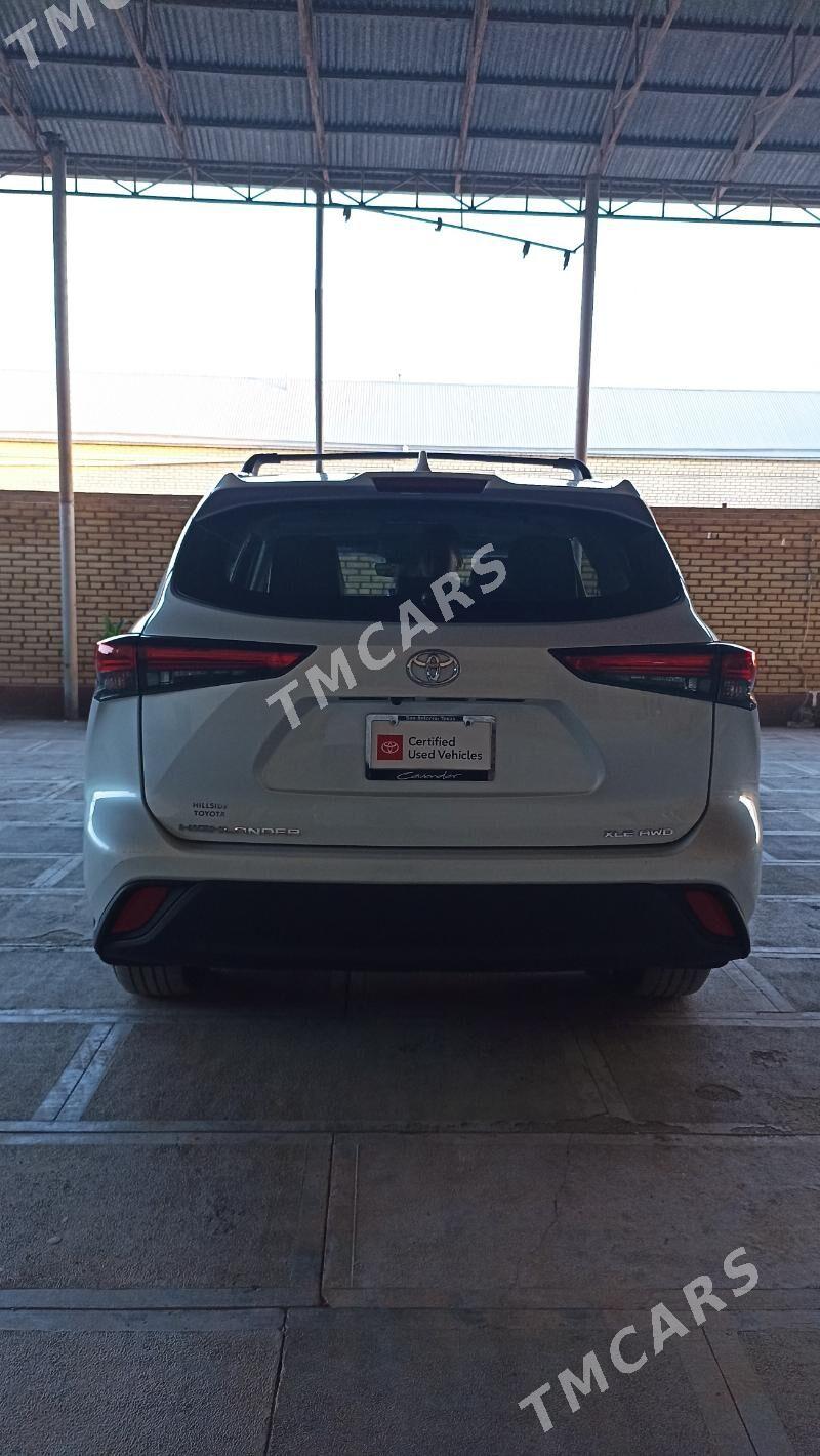 Toyota Highlander 2022 - 600 000 TMT - Мары - img 5
