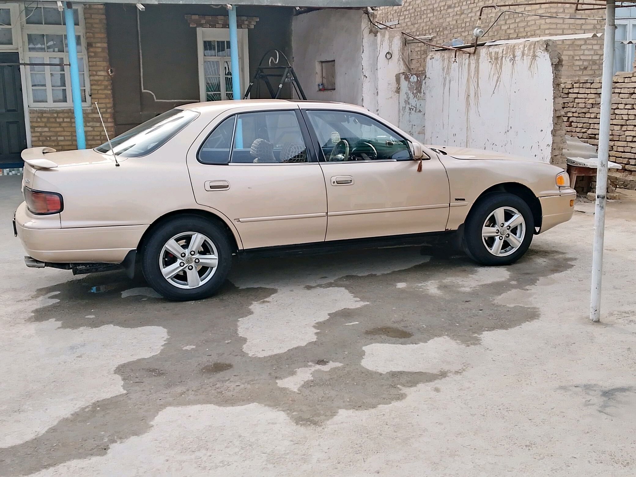 Toyota Camry 1992 - 80 000 TMT - Mary - img 3