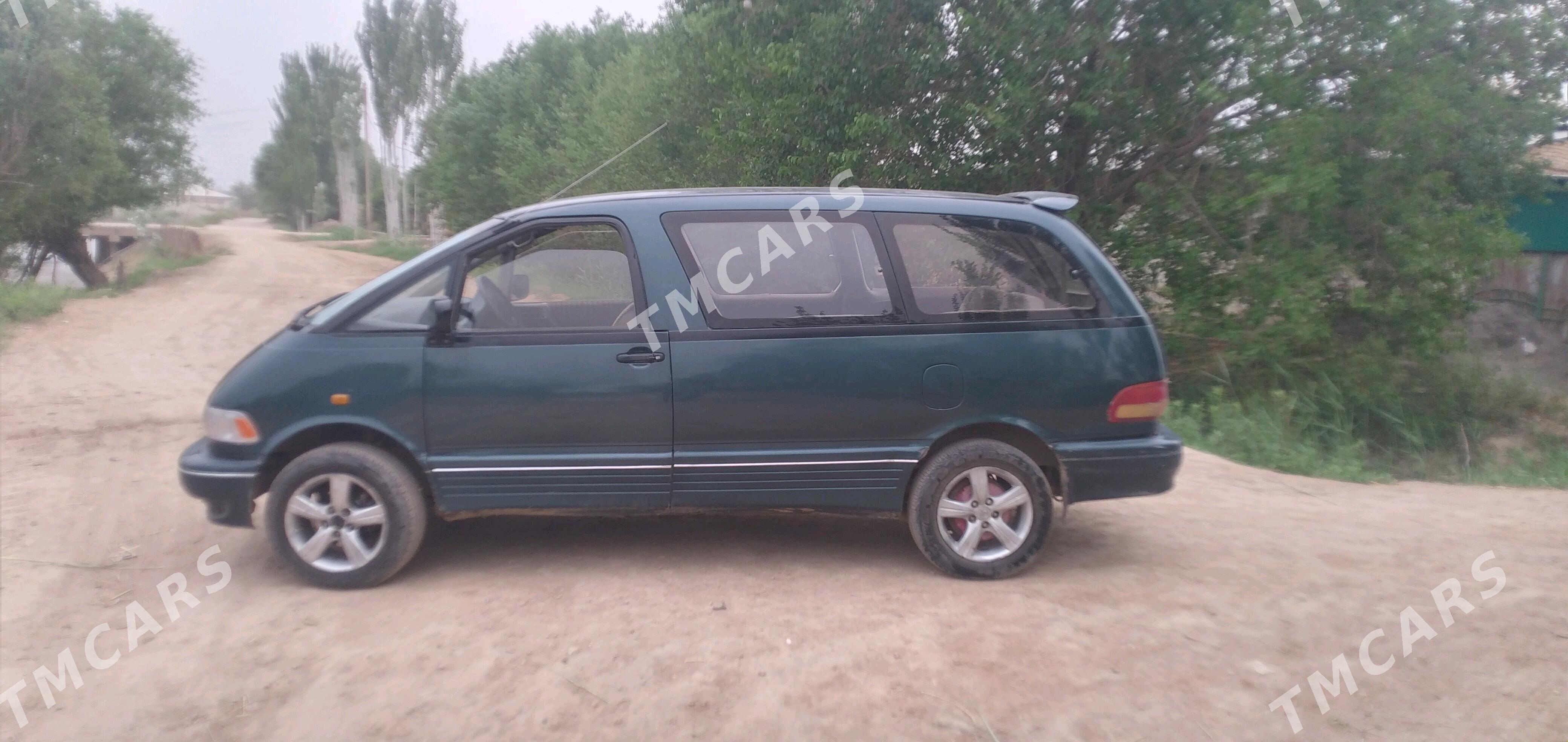 Toyota Previa 1993 - 75 000 TMT - Гурбансолтан Едже - img 2