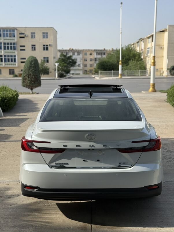 Toyota Camry 2025 - 780 000 TMT - 11 мкр - img 1