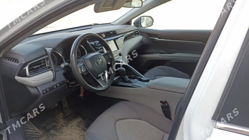 Toyota Camry 2019 - 300 000 TMT - Мары - img 2