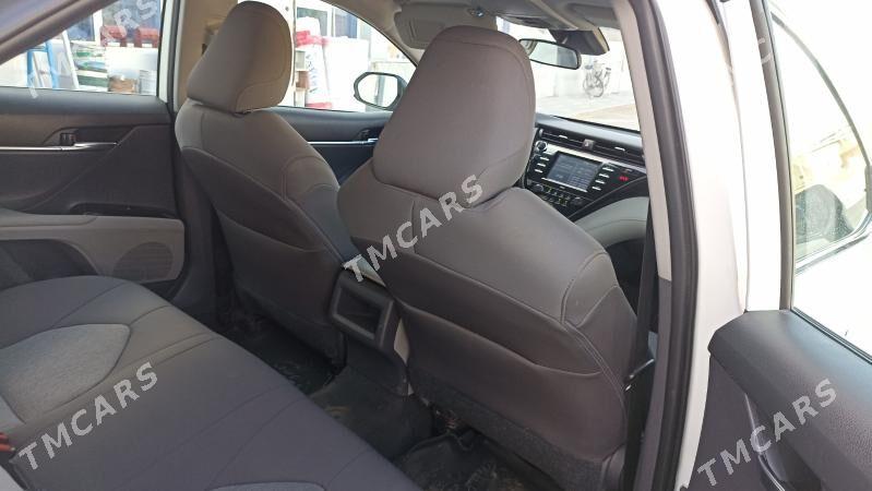 Toyota Camry 2019 - 300 000 TMT - Мары - img 4
