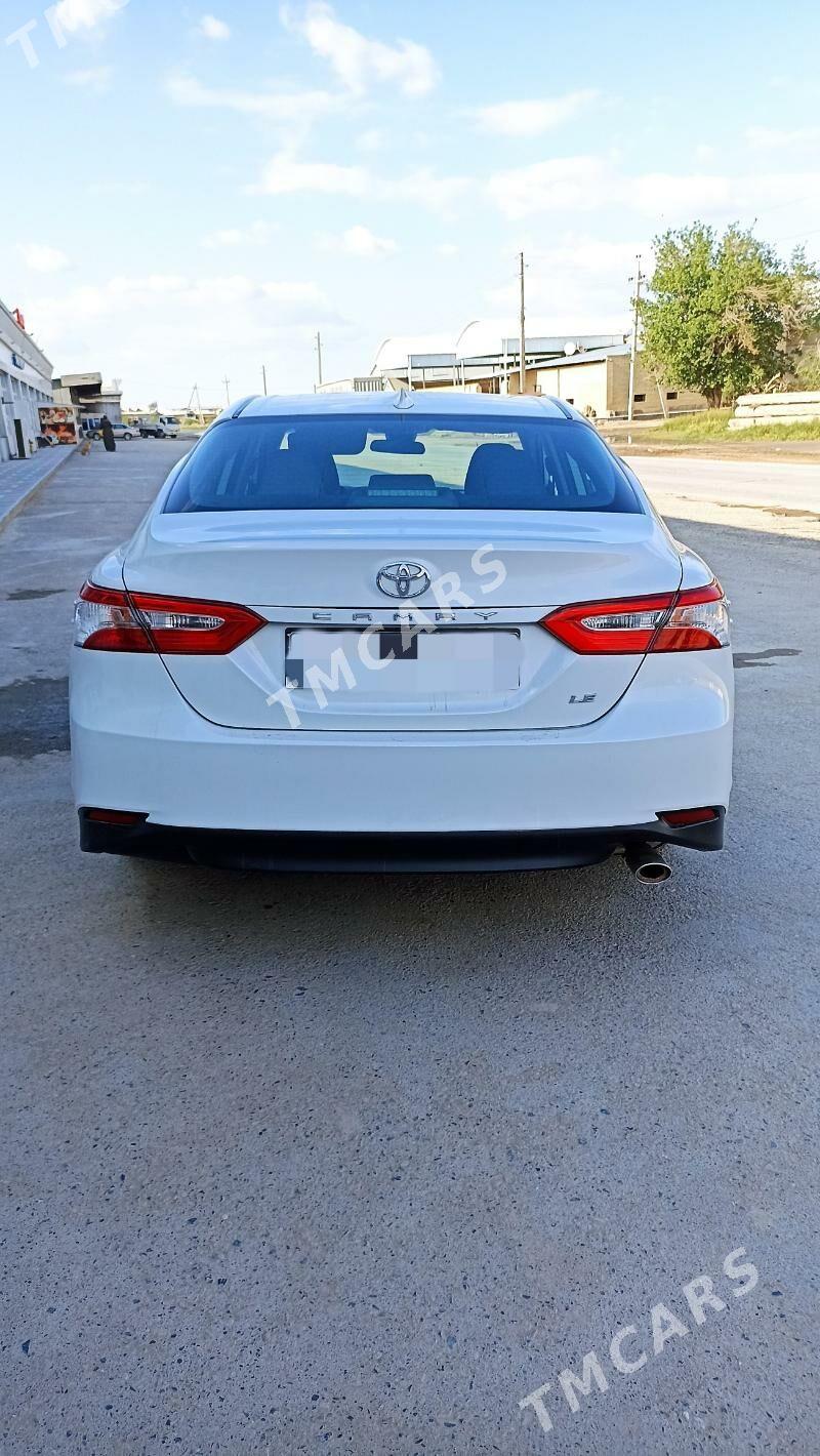 Toyota Camry 2019 - 300 000 TMT - Мары - img 7