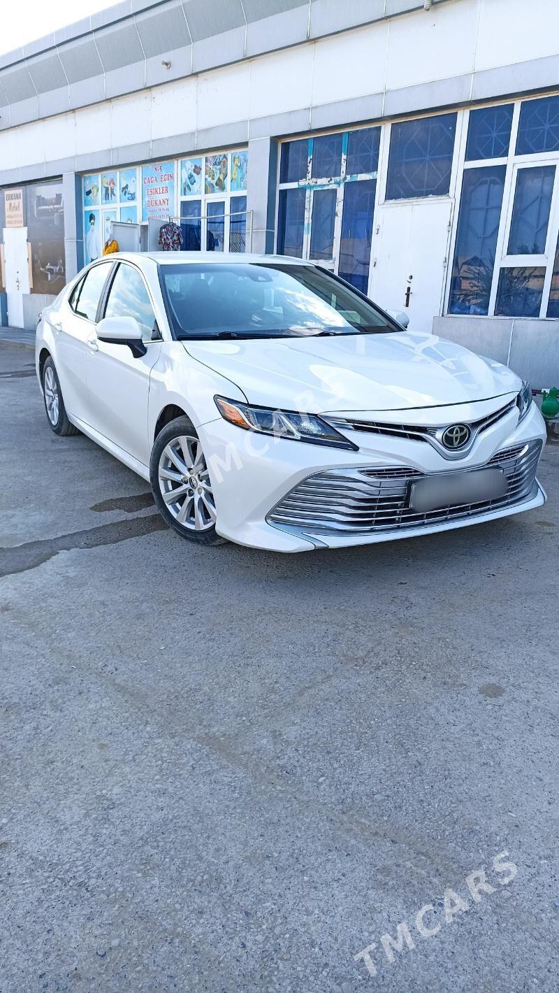 Toyota Camry 2019 - 300 000 TMT - Мары - img 8