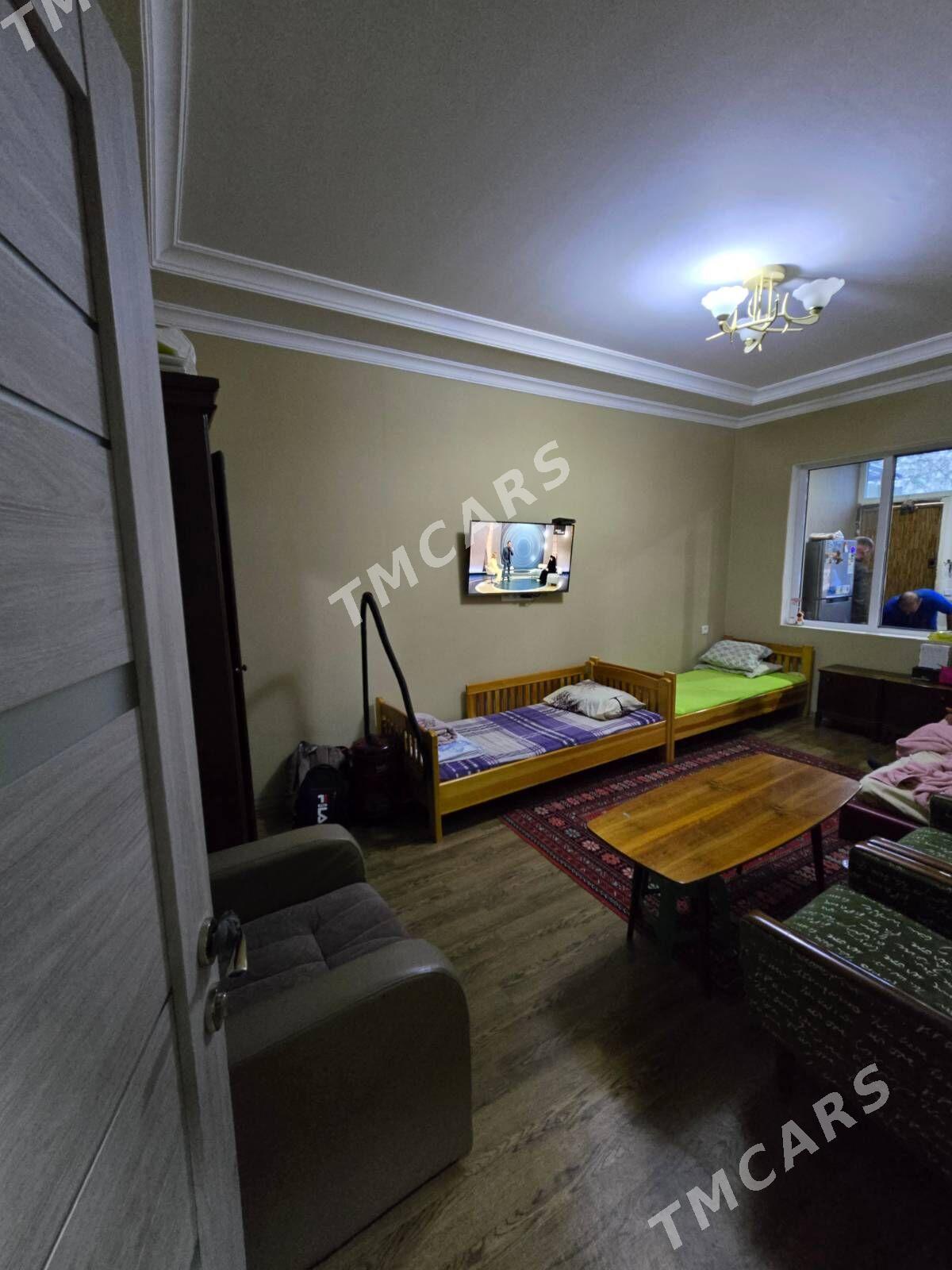 2ком Мир/2 1эт 64кв.м - Parahat 2 - img 2