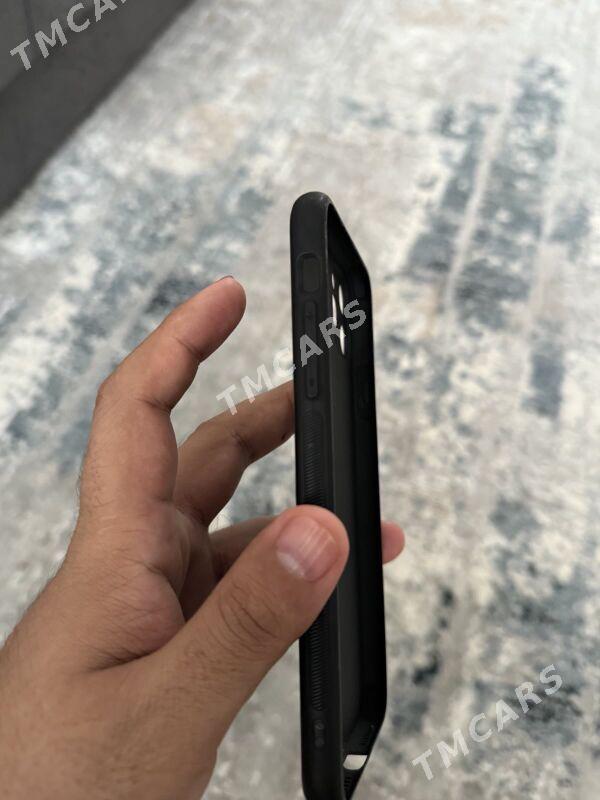 Chehol iPhone 11 Pro Max - Чоганлы - img 2
