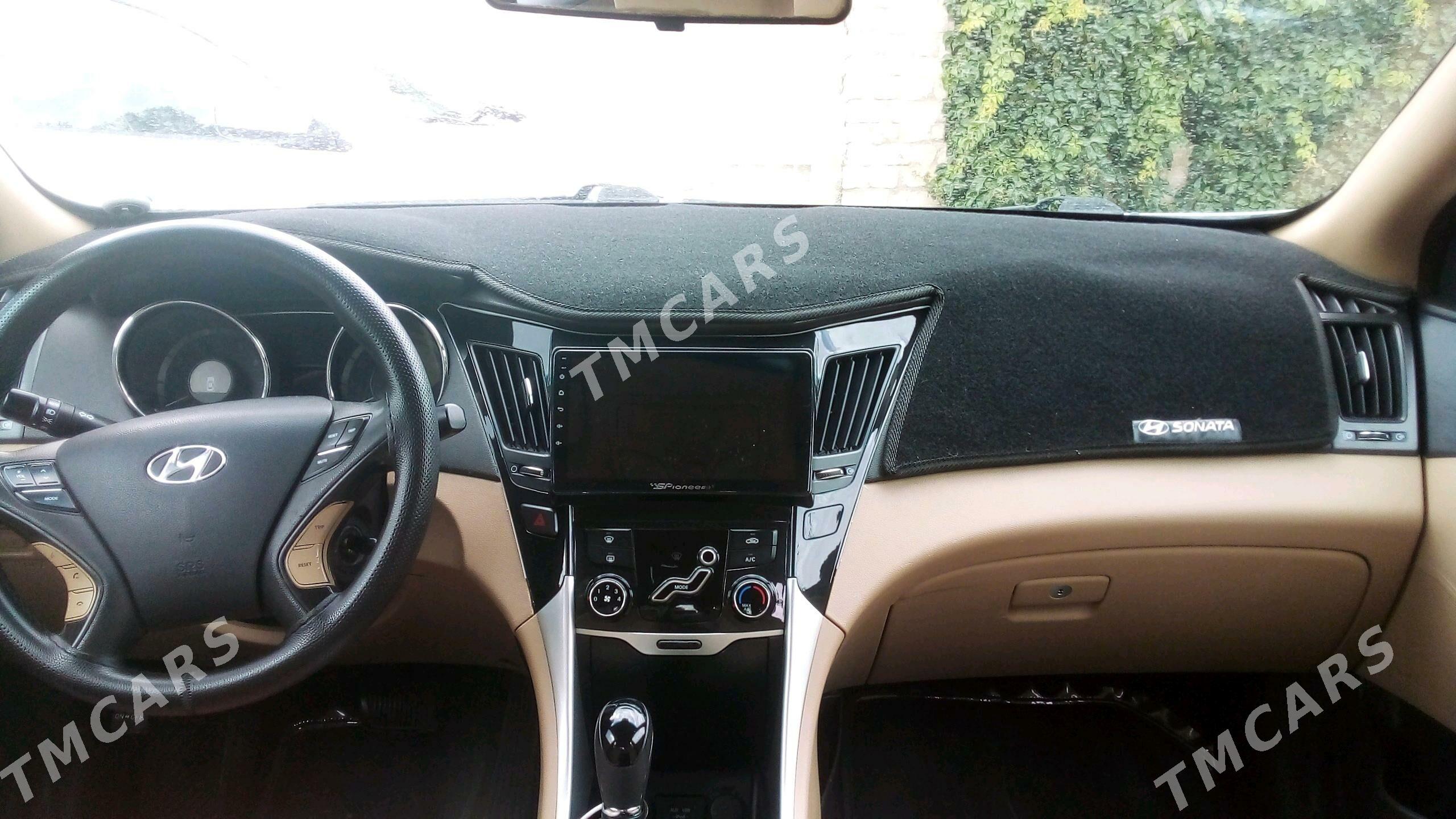 Hyundai Sonata 2010 - 150 000 TMT - Кëши - img 2