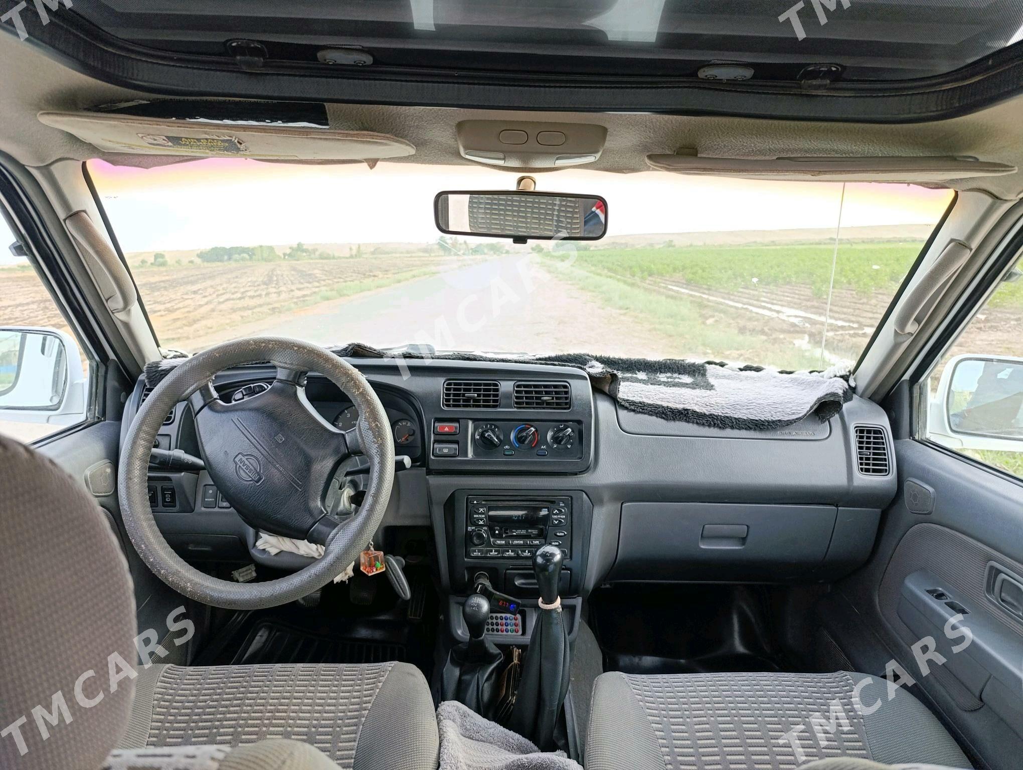 Nissan Xterra 2000 - 90 000 TMT - Дарганата - img 4