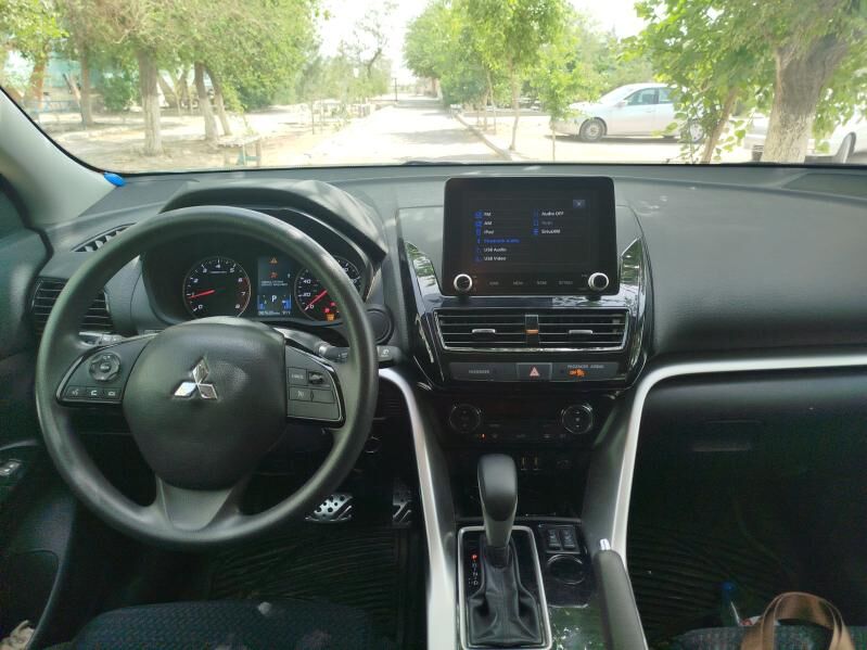 Mitsubishi Eclipse Cross 2022 - 380 000 TMT - Seýdi - img 9