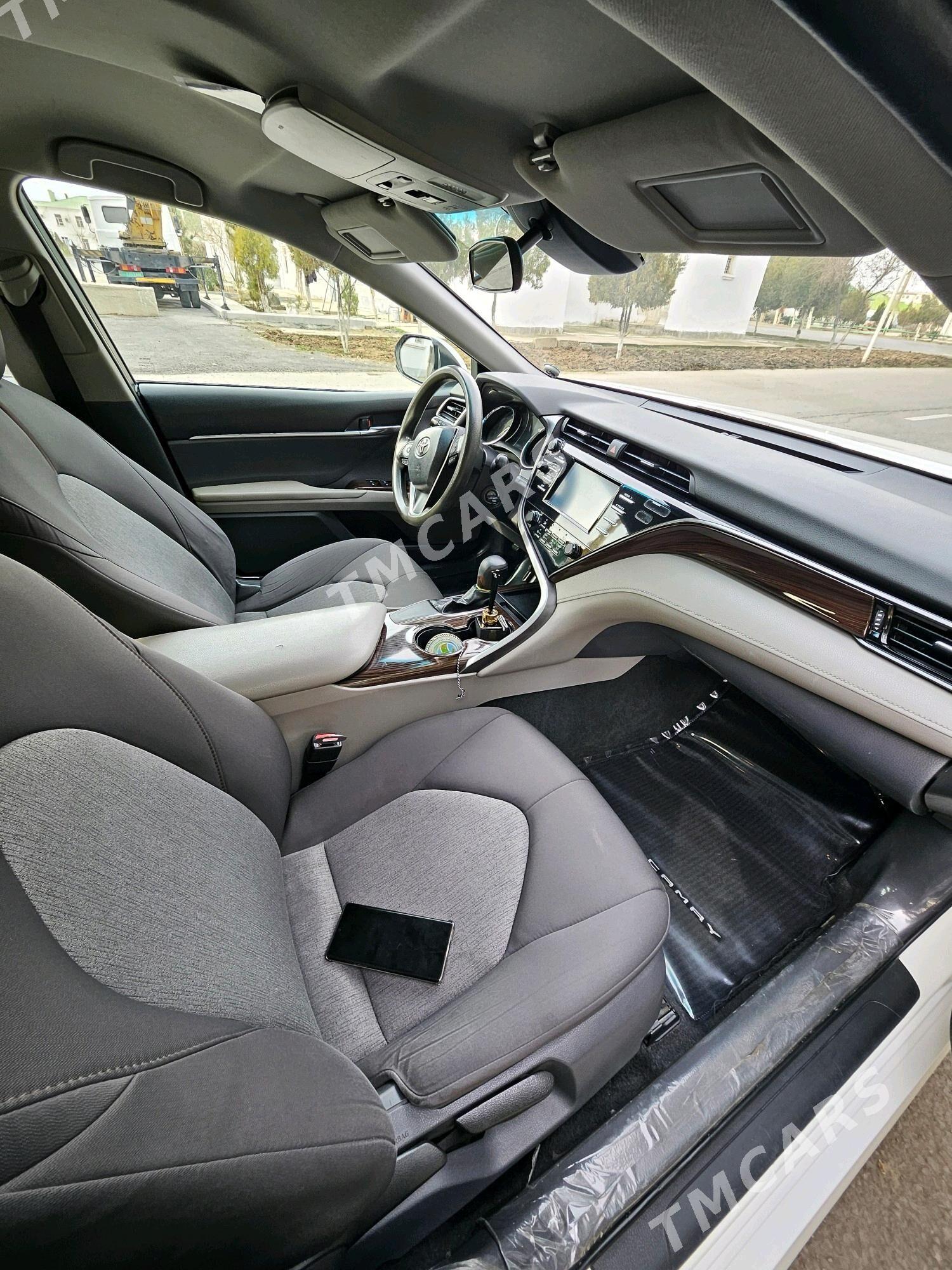 Toyota Camry 2019 - 285 000 TMT - Арзув - img 5