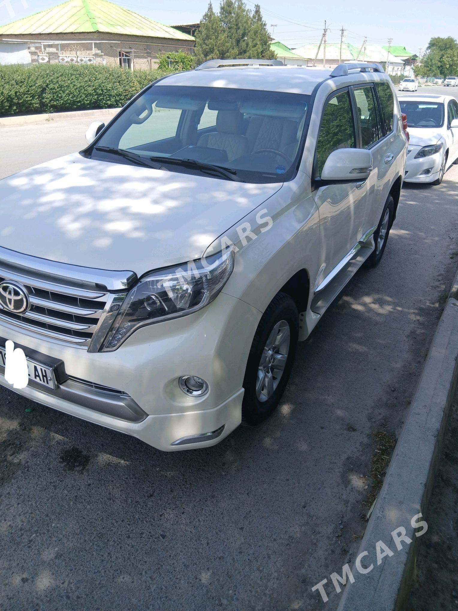 Toyota Land Cruiser Prado 2010 - 455 000 TMT - Aşgabat - img 3