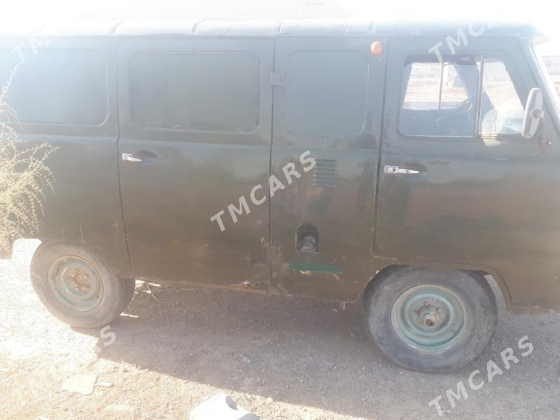 UAZ 452 1980 - 20 000 TMT - Рухубелентский этрап - img 4