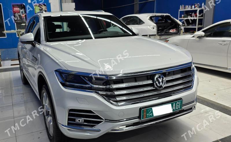 Volkswagen Touareg 2018 - 1 150 000 TMT - Aşgabat - img 2