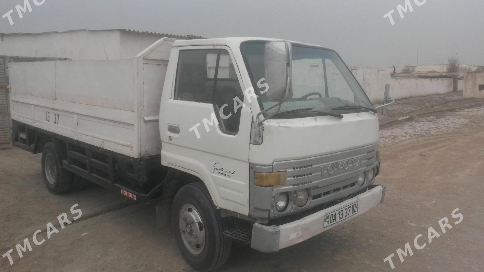 Toyota Dyna 1996 - 95 000 TMT - Daşoguz - img 6