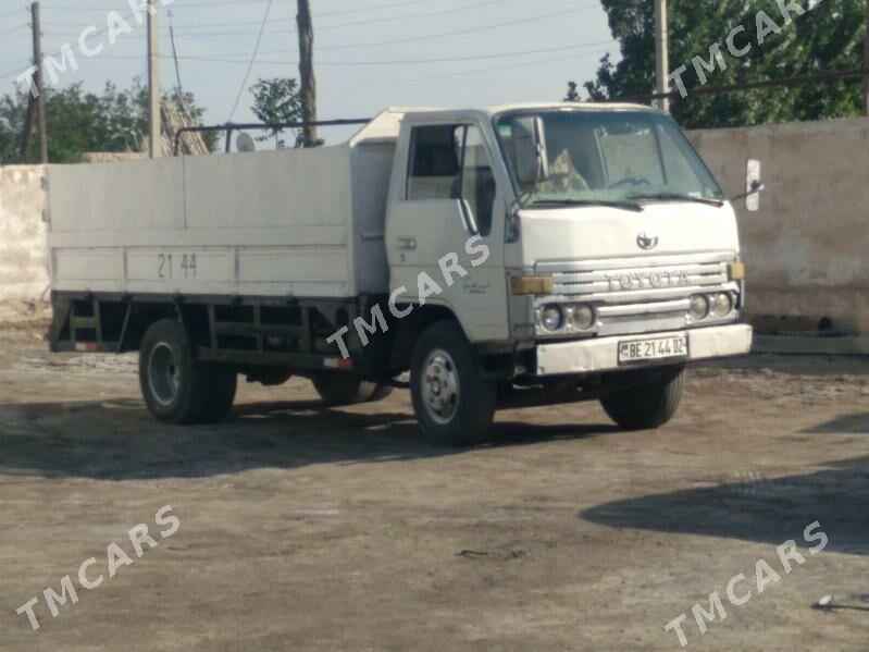Toyota Dyna 1996 - 95 000 TMT - Daşoguz - img 2