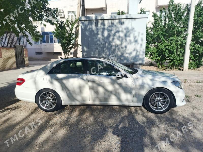 Mercedes-Benz E350 2010 - 310 000 TMT - Мары - img 3