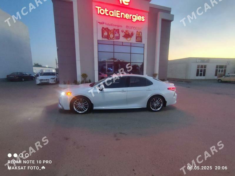 Toyota Camry 2022 - 310 000 TMT - Aşgabat - img 4