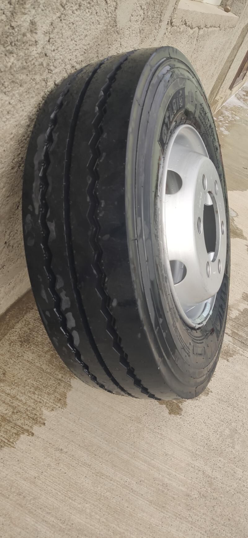 GITI teker 235/75 R 17.5 3 000 TMT - Бахарден - img 2
