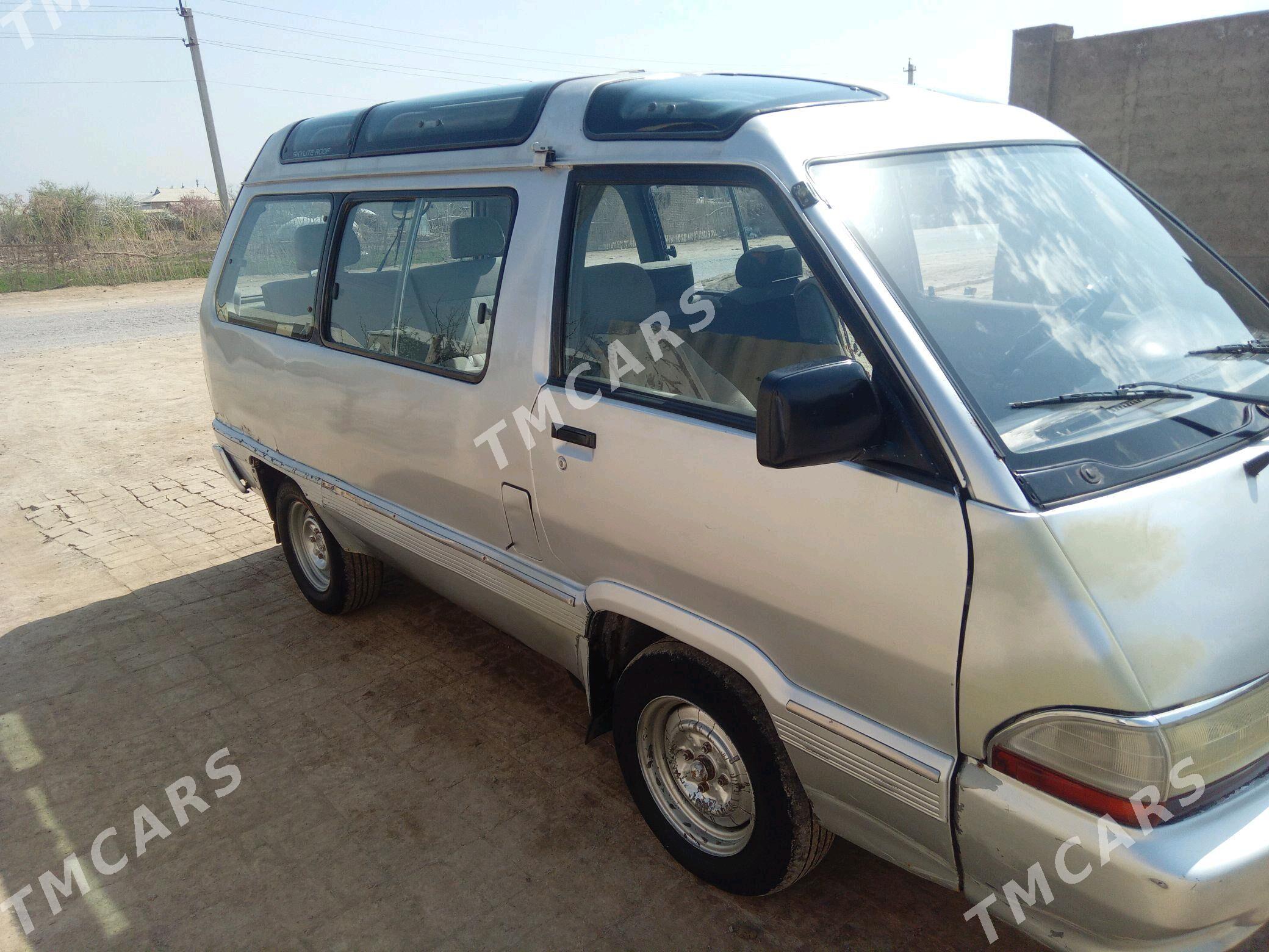 Toyota Town Ace 1993 - 19 000 TMT - Мургап - img 4