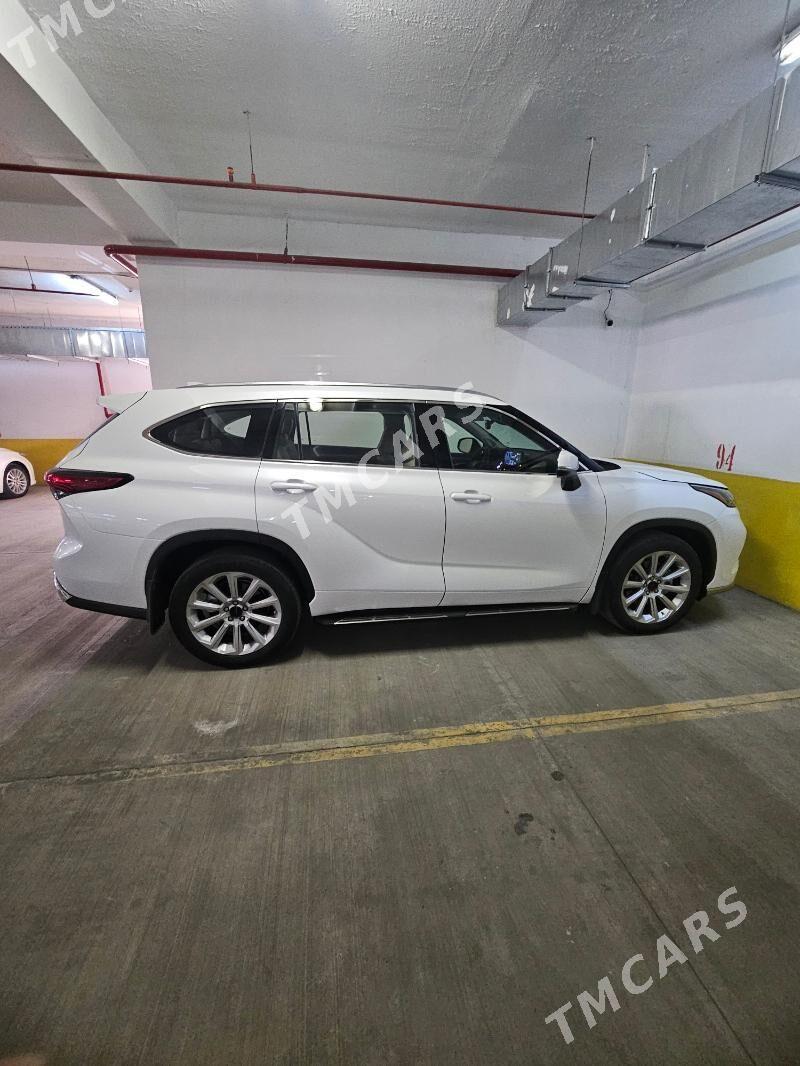 Toyota Highlander 2022 - 640 000 TMT - Ашхабад - img 4