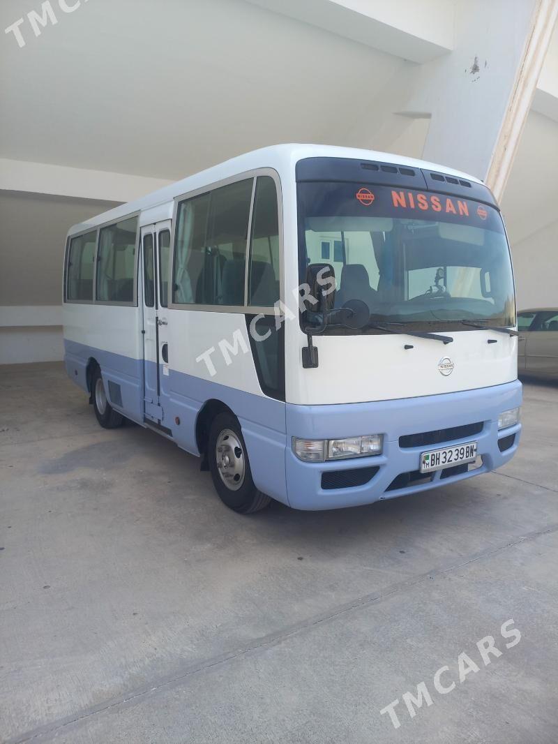 Nissan Civilian 2010 - 350 000 TMT - Balkanabat - img 2