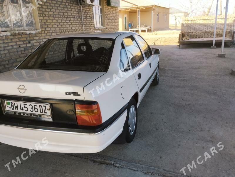 Opel Vectra 1993 - 48 000 TMT - Гороглы (Тагта) - img 3