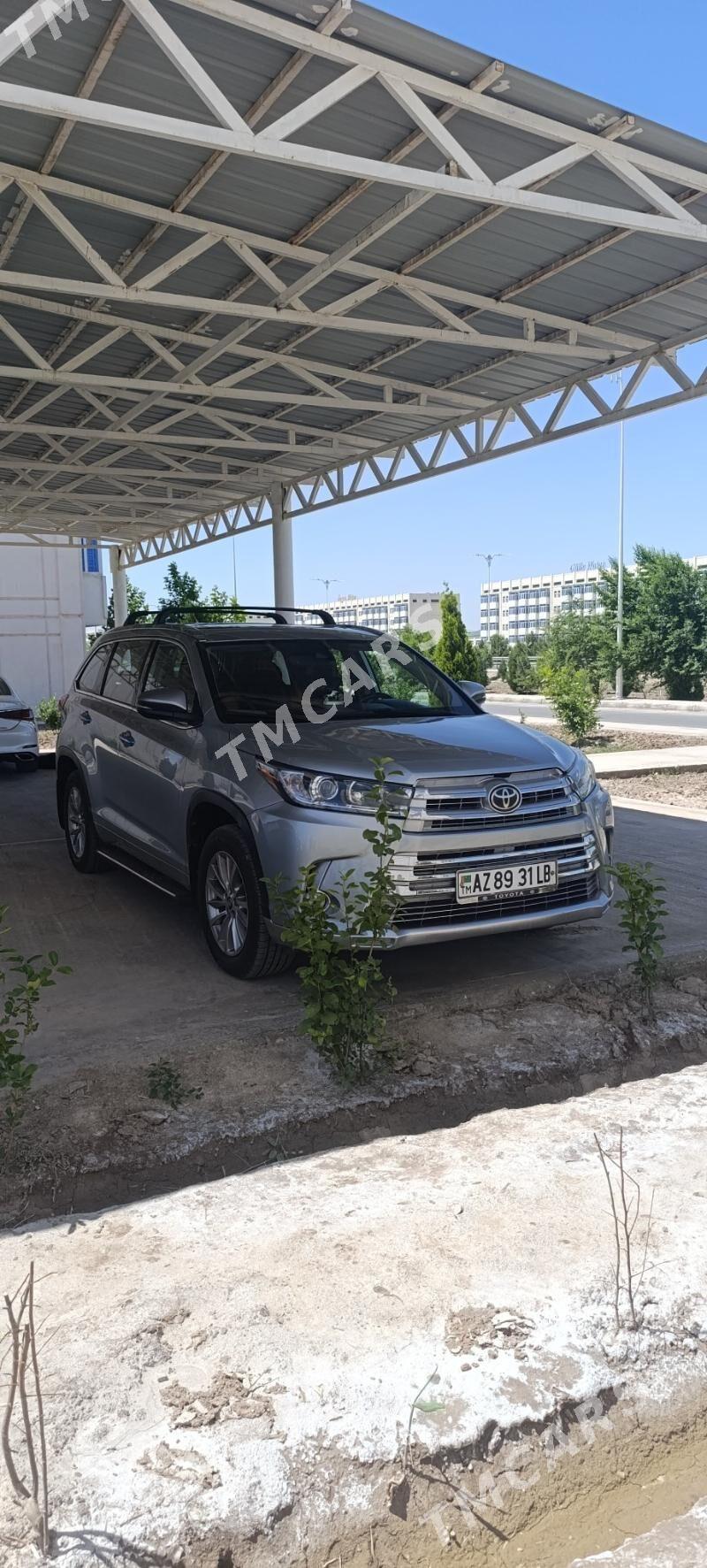 Toyota Highlander 2018 - 450 000 TMT - Türkmenabat - img 5