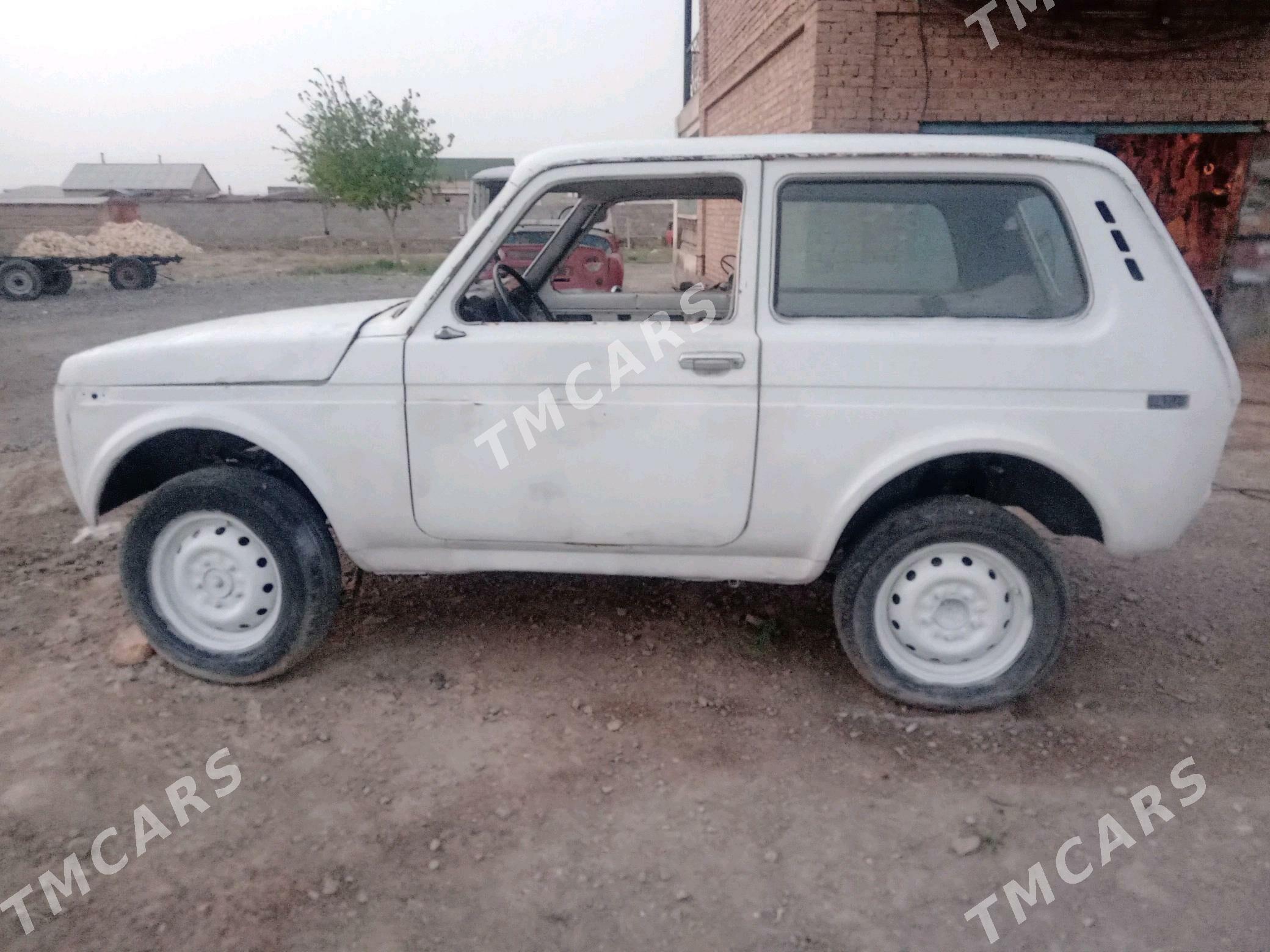 Lada Niva 1981 - 8 000 TMT - Берекет - img 3