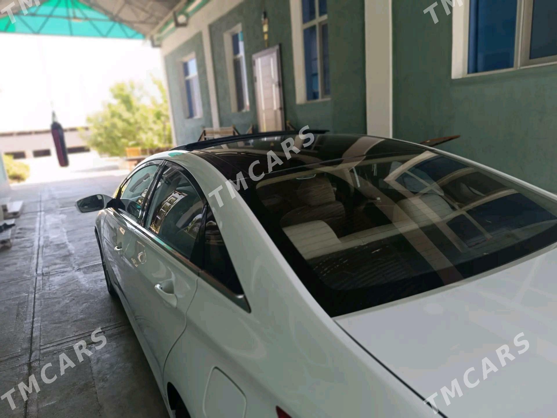 Hyundai Sonata 2010 - 170 000 TMT - Гёкдже - img 3