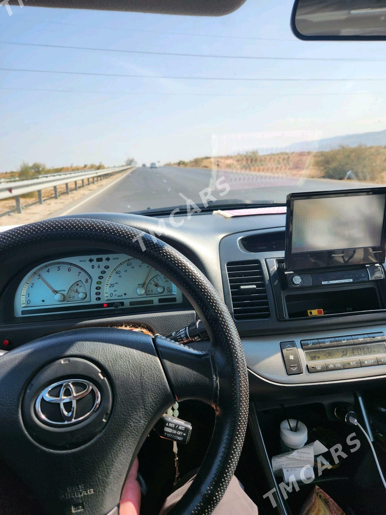 Toyota Camry 2004 - 170 000 TMT - Kaka - img 5