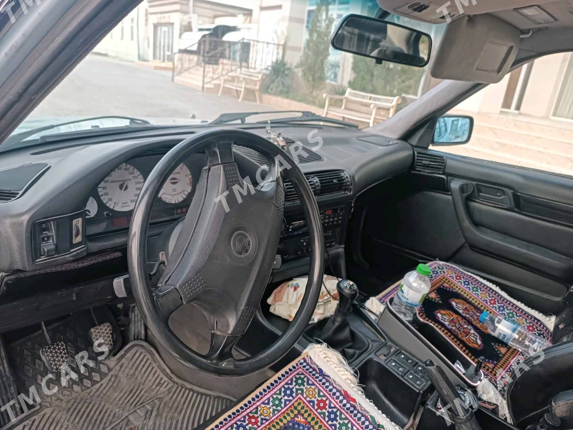 BMW 525 1993 - 65 000 TMT - Мургап - img 5
