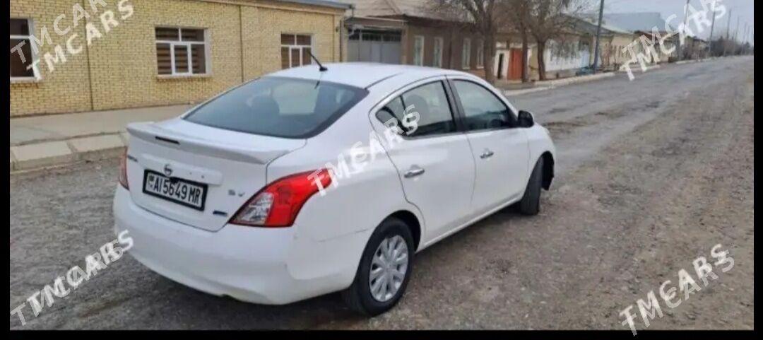 Nissan Versa 2013 - 95 000 TMT - Baýramaly - img 5