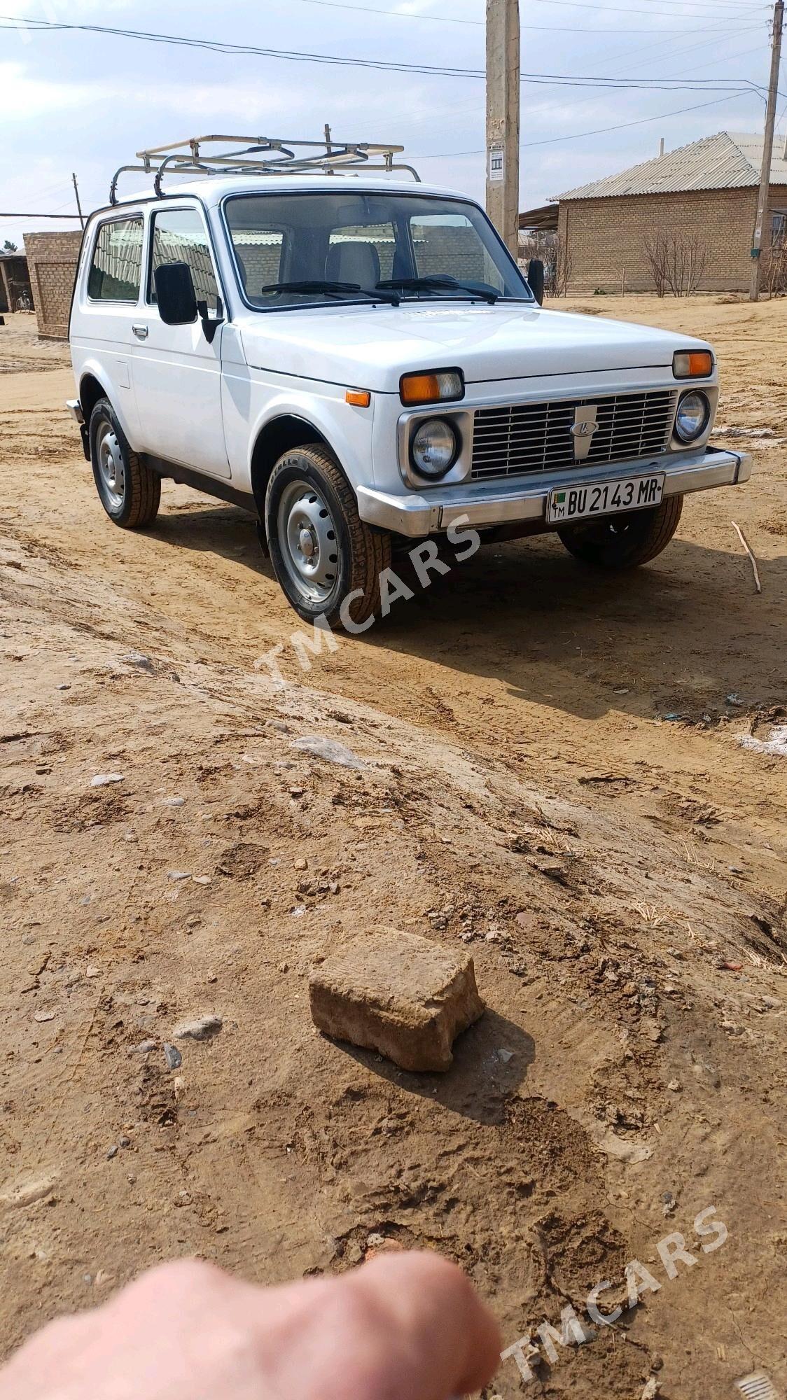 Lada Niva 2013 - 70 000 TMT - Сакарчага - img 2