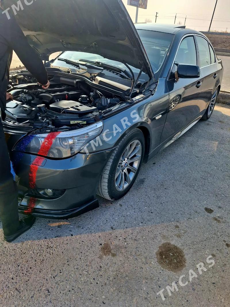 BMW 530 2005 - 160 000 TMT - Çärjew - img 3