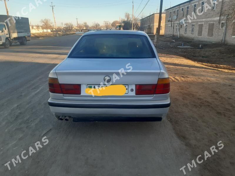 BMW 525 1995 - 45 000 TMT - Гурбансолтан Едже - img 3