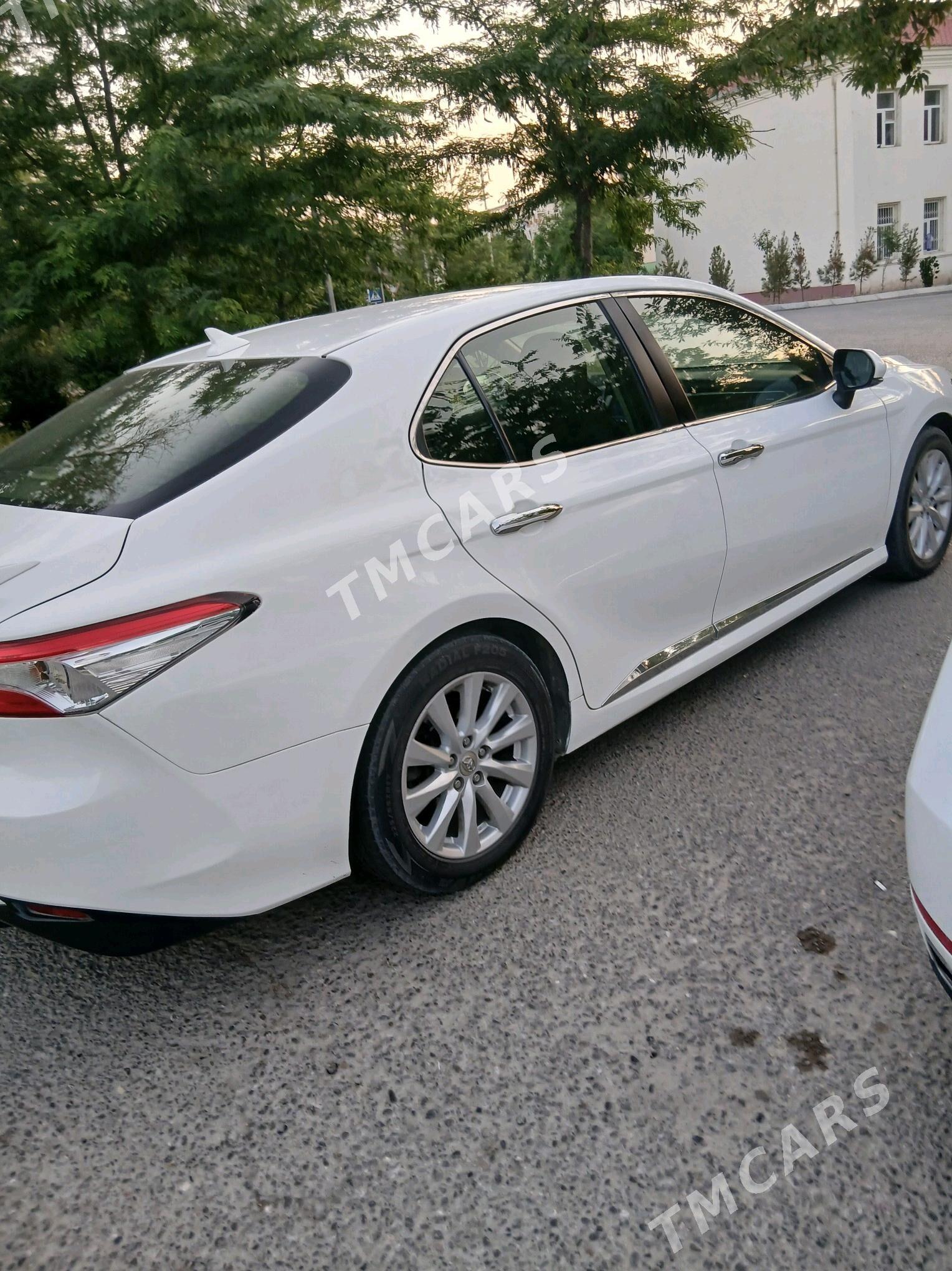 Toyota Camry 2019 - 240 000 TMT - Gökdepe - img 4